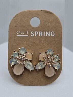 ✨2/$10✨Call It Spring Floral Cluster Stud Earrings Peach Crystal Statement New